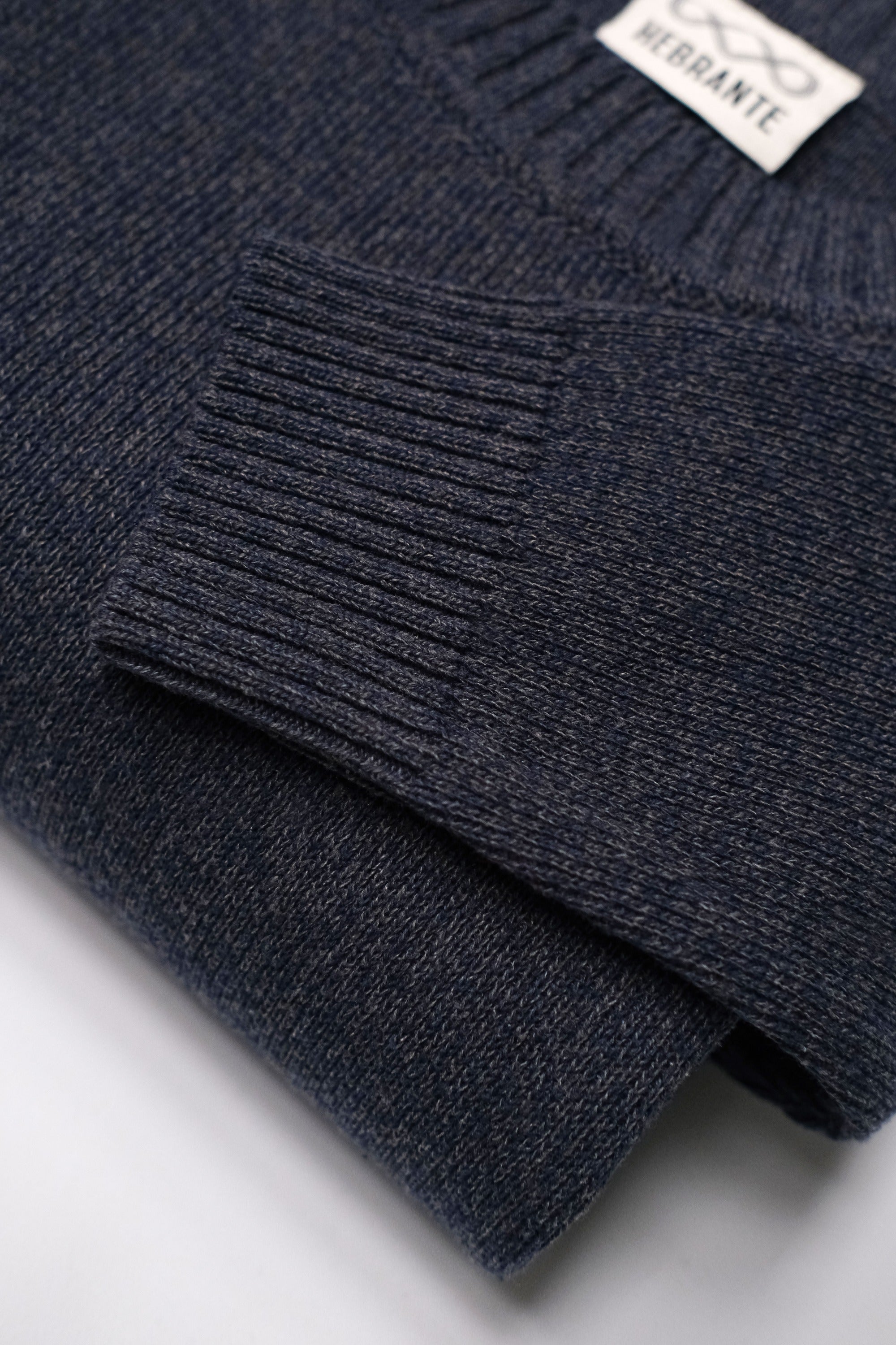 SUÉTER AZUL GRIS CUELLO REDONDO