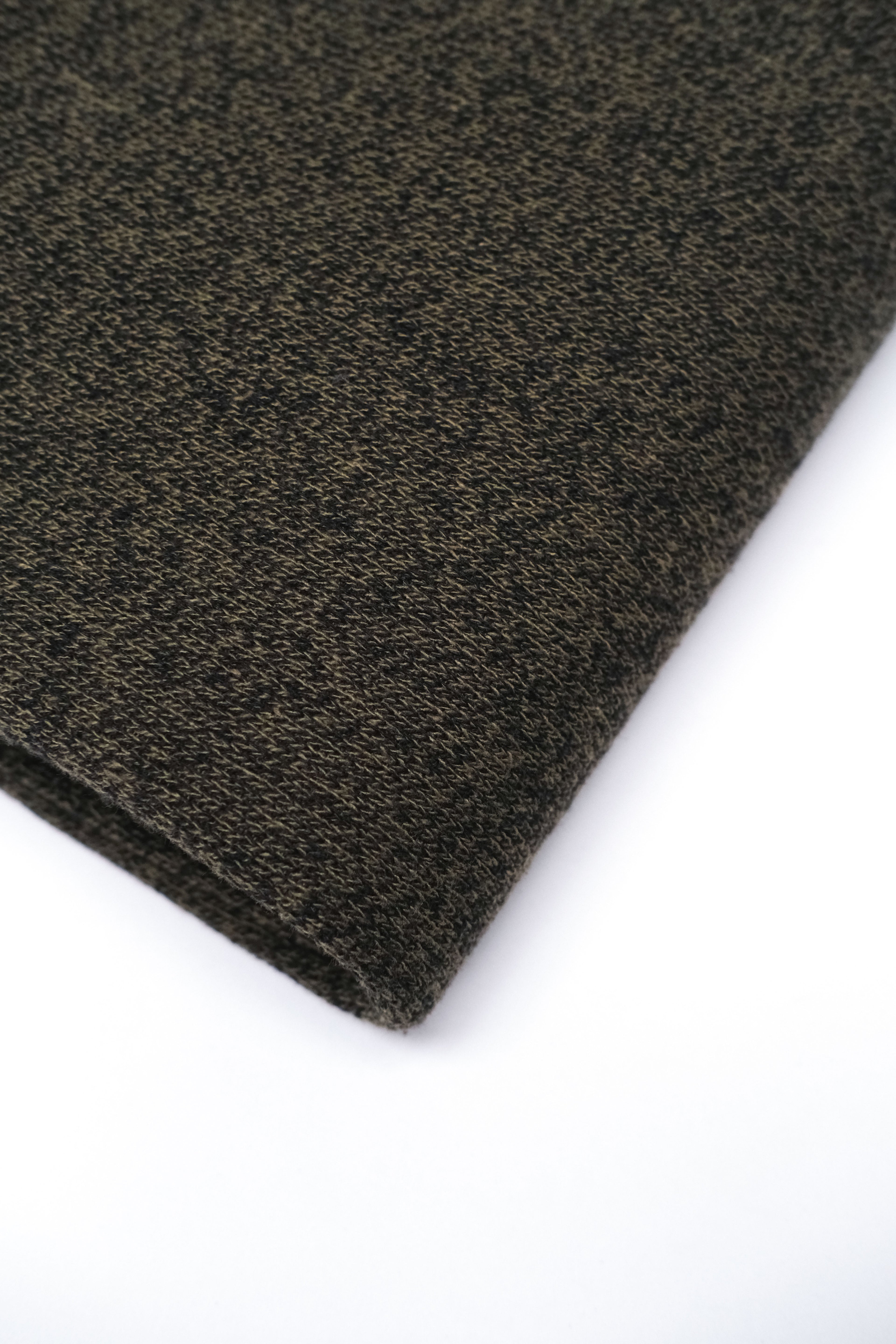 SUÉTER VERDE NEGRO CUELLO REDONDO