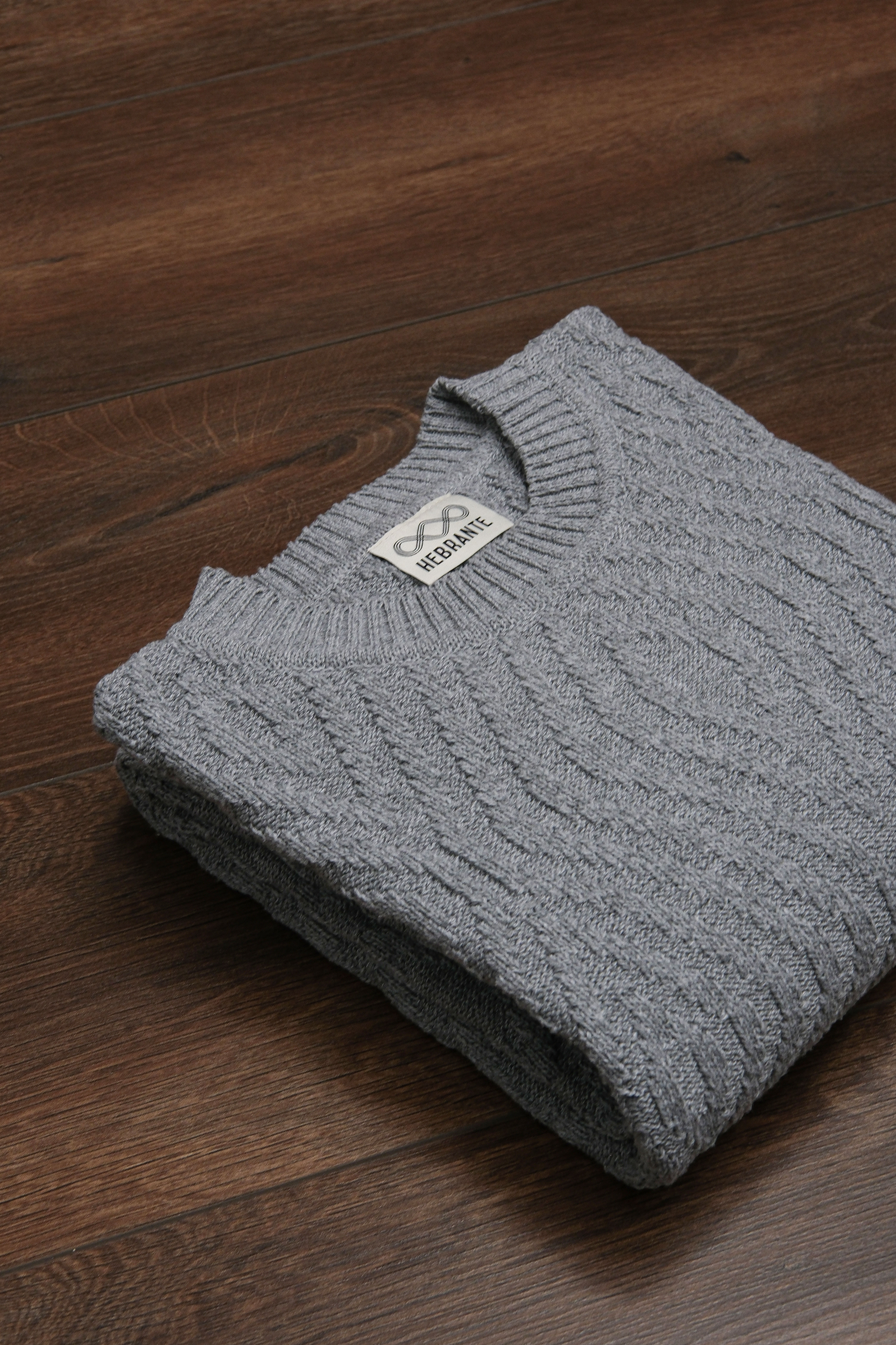 SUÉTER MANGLAR GRIS