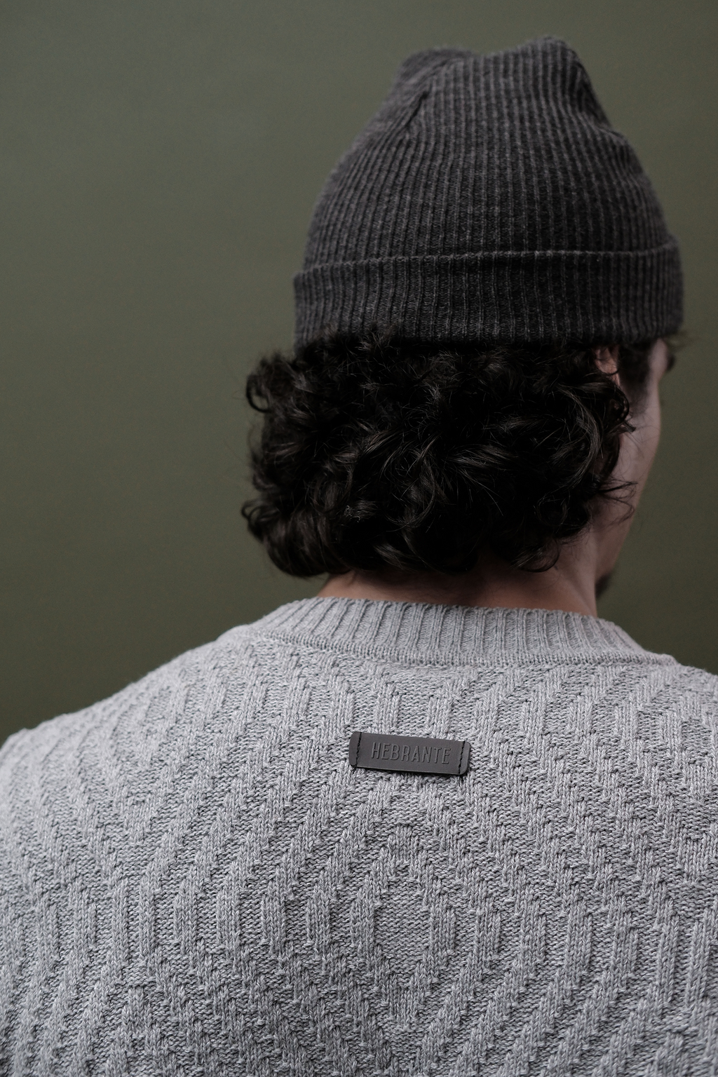 SUÉTER MANGLAR GRIS