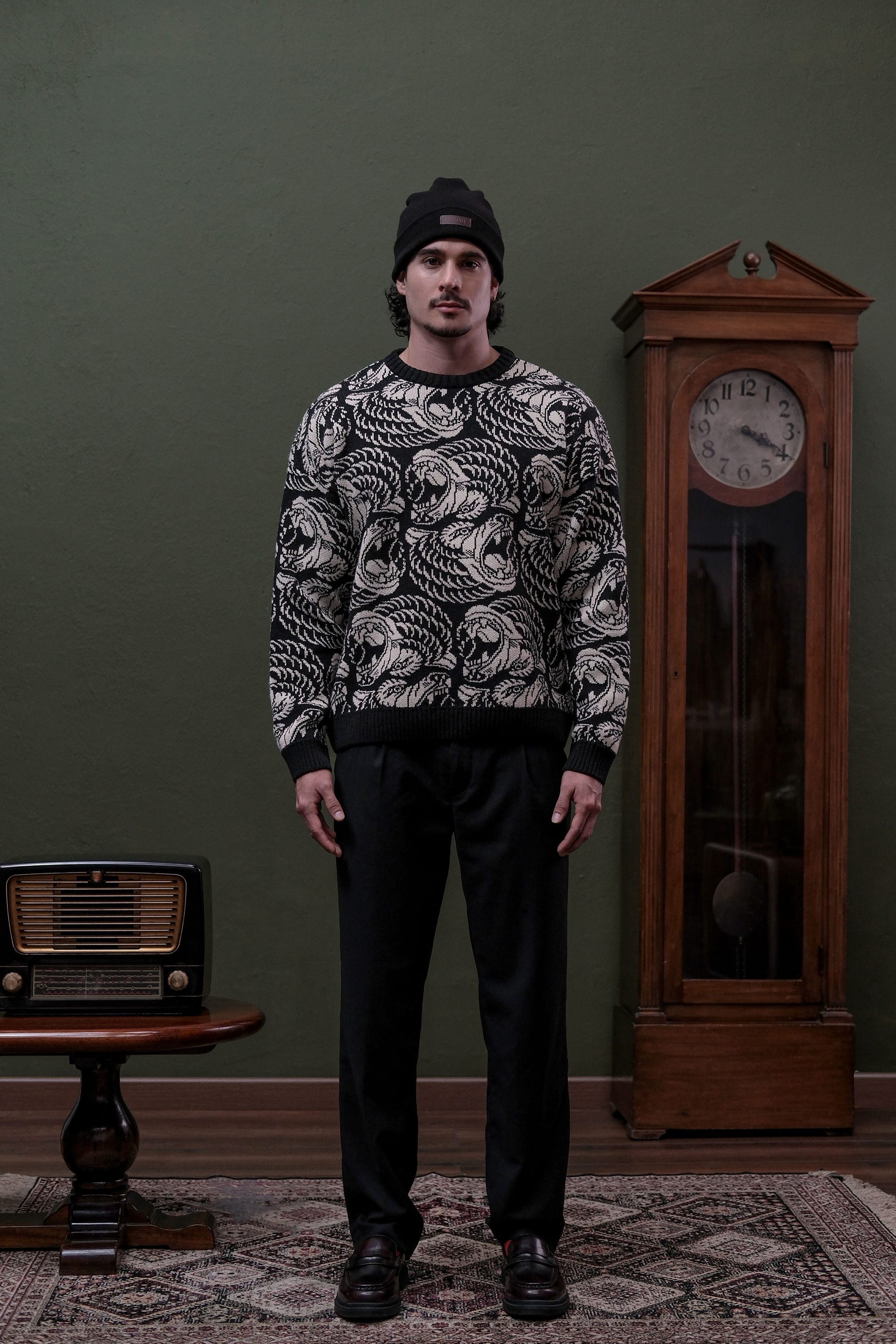 OSO ANDINO BLANCO Y NEGRO